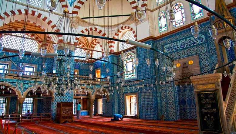 مسجد رستم باشا